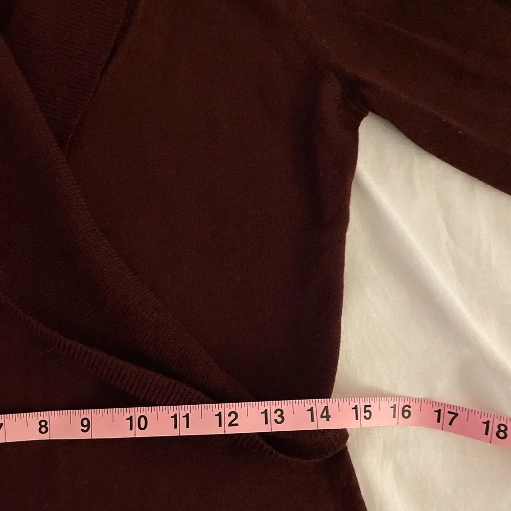 Ann Taylor Merino Wool Blend Long Sleeve V Neck Sweater Wine/Burgundy NWOT